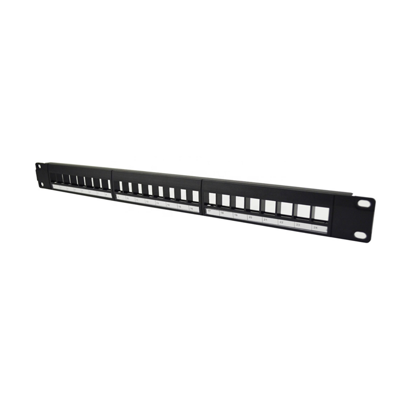 Panneau de Brassage 19'' 1U 24 Ports (vide)